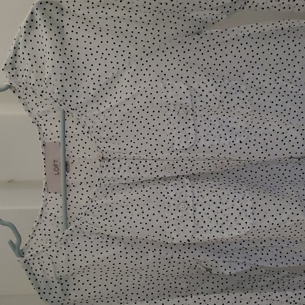 LOFT feminine ladies blouse, buttoned suits on the sides